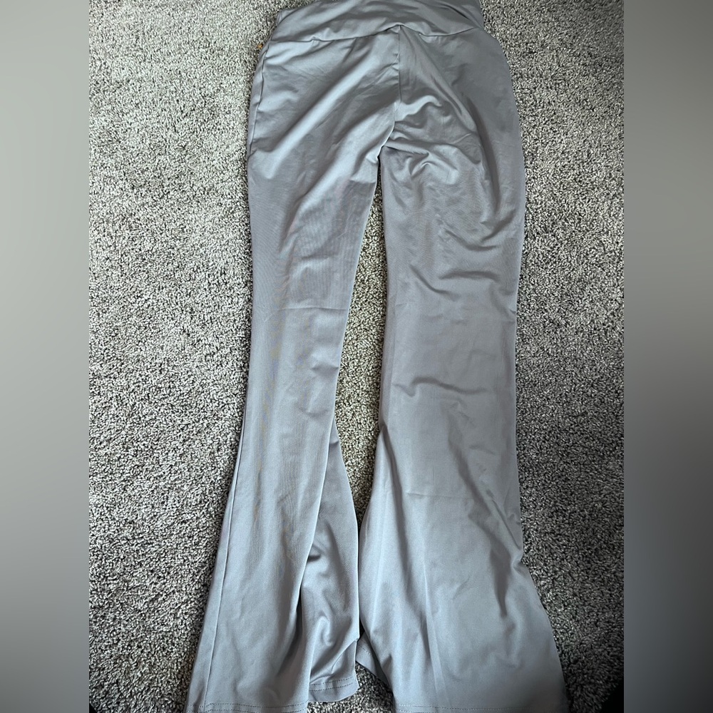 Flaired leggings grey from Amazon